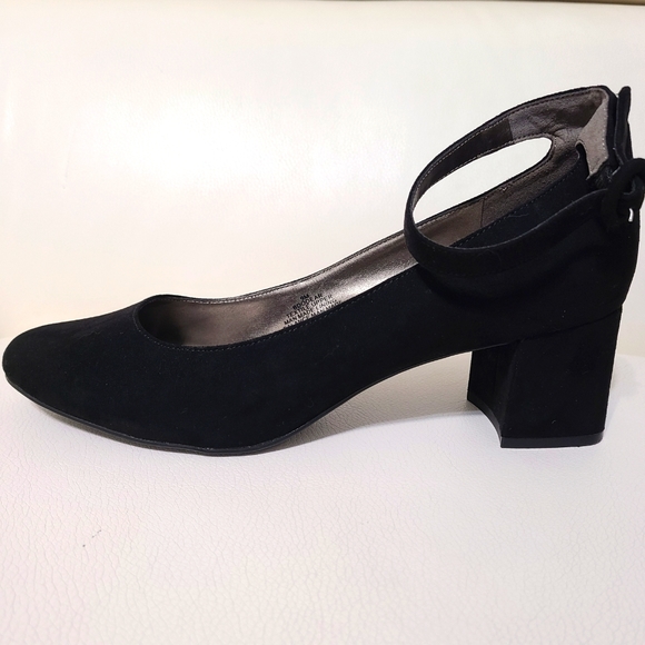 Bandolino sueded block heels - Picture 2 of 8